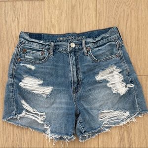 American Eagle High-rise shorts